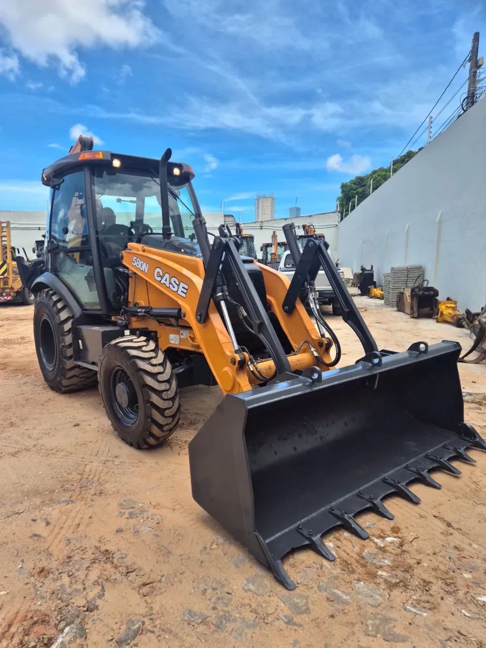 Case 580N 2022