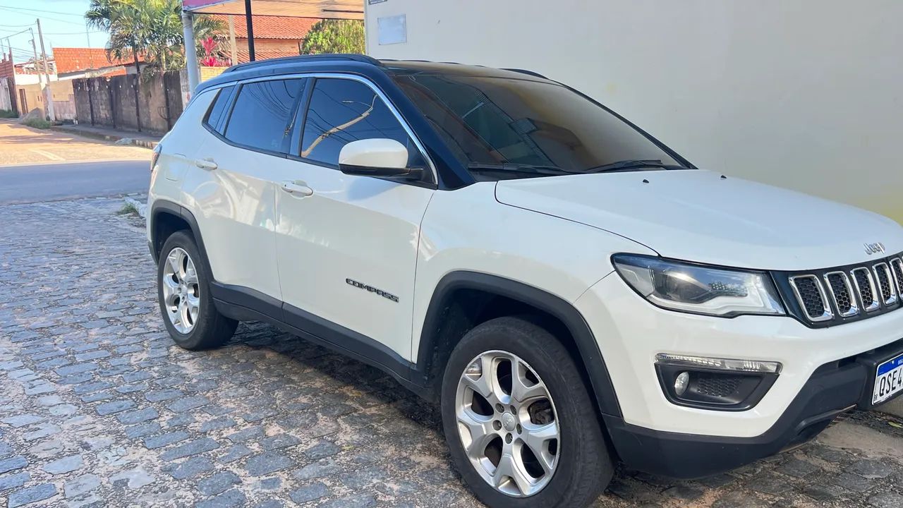 Jeep Compass COMPASS LONGITUDE 2.0 4x4 Dies. 16V Aut. 2019