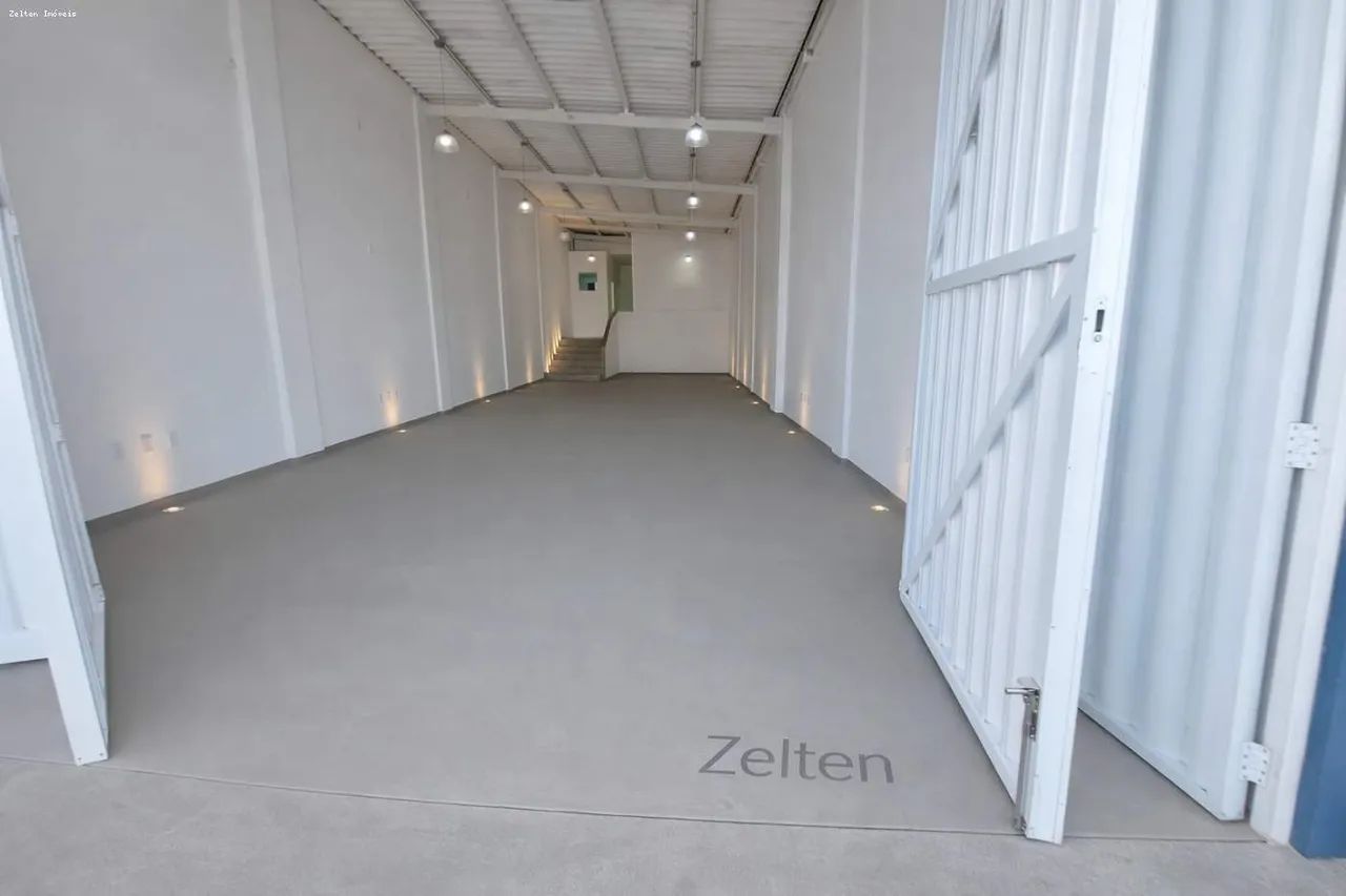 Comercial para Locação em Macaé, Cavaleiros, 2 banheiros - Foto 4