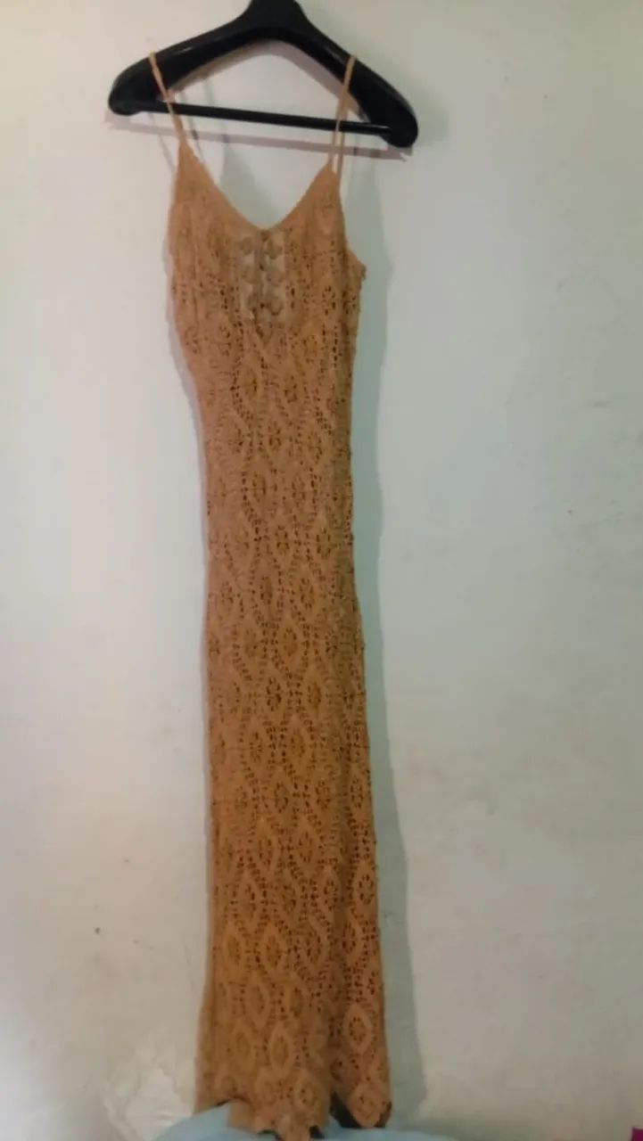 Vestido de croche longo elegante 