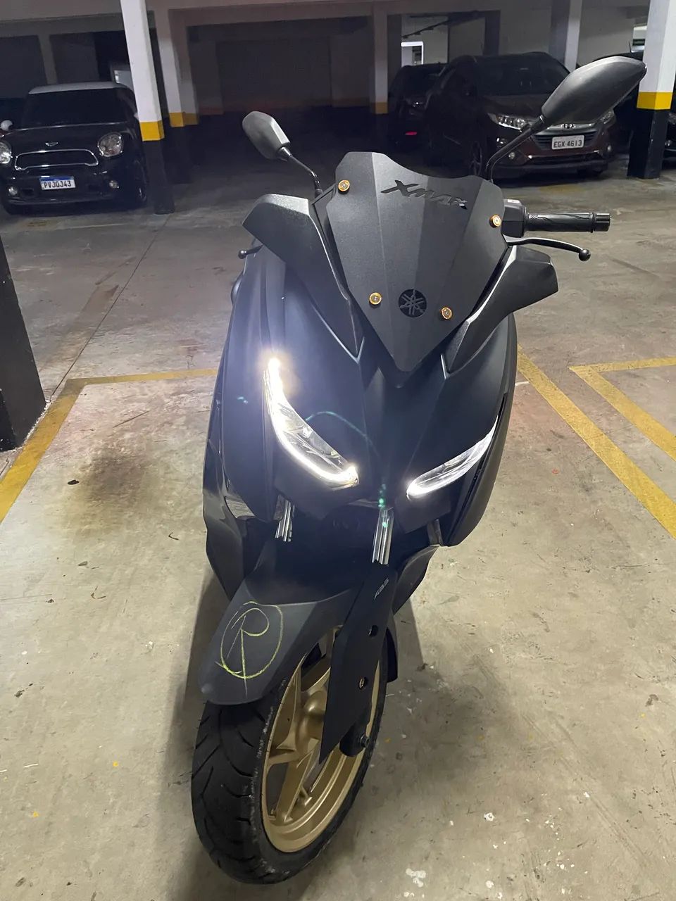 Yamaha XMAX 250 - Foto 4
