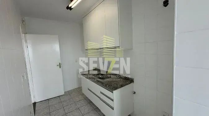 Apartamento com 2 Quartos no Edifício Astúrias Bauru  Lazer Completo