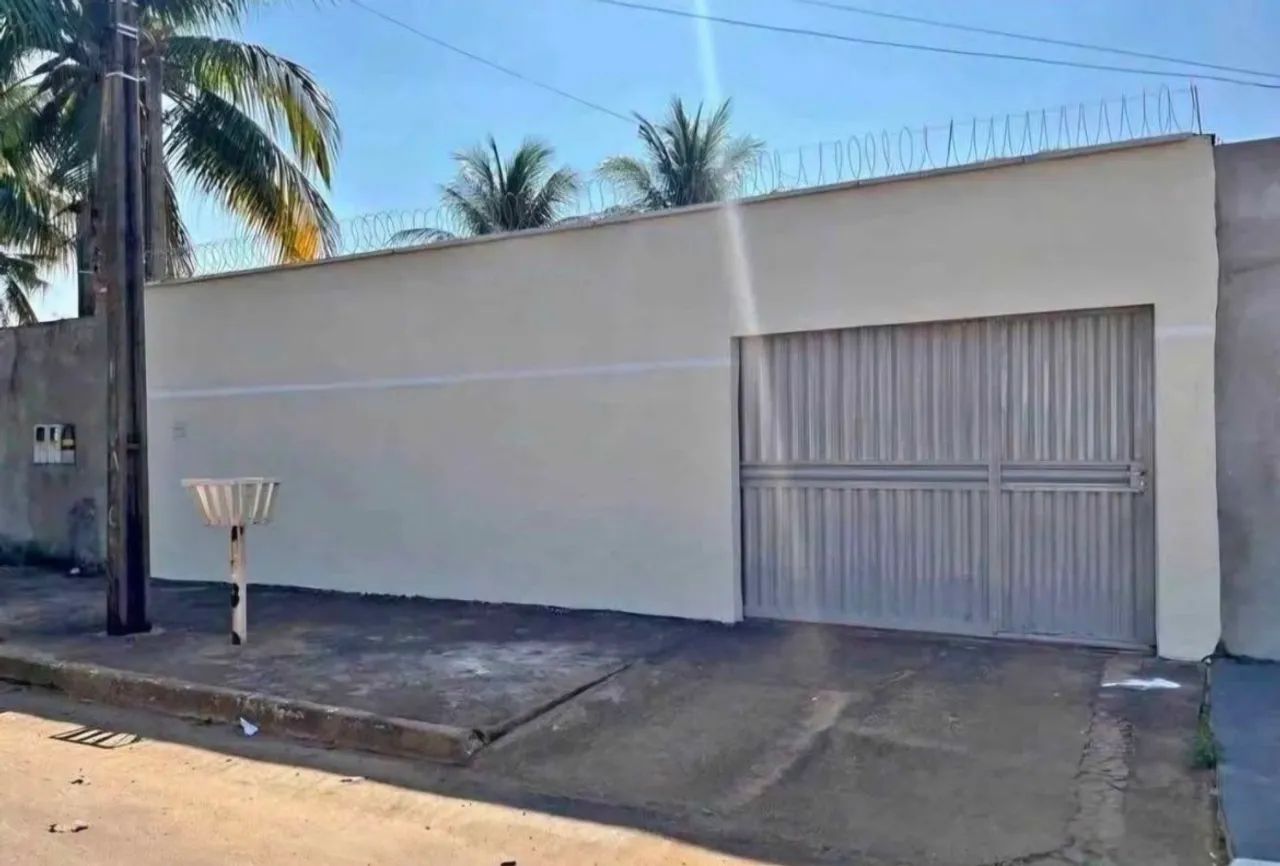 - Casa no São Raimundo 