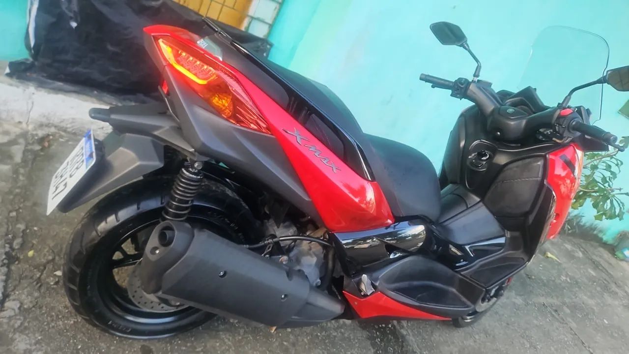 Xmax 250c 2023