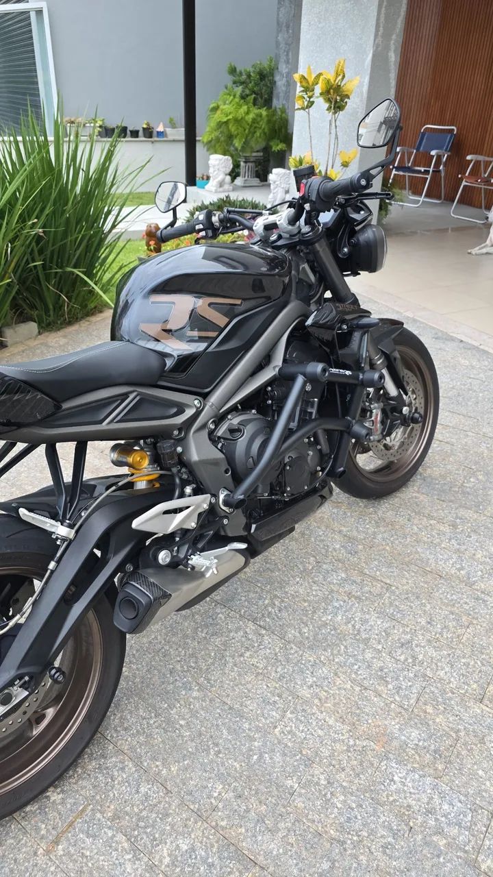 Street Triple 765 RS 2023 - Foto 3