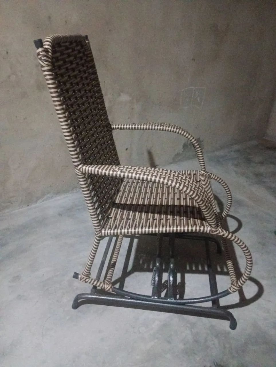 CADEIRA DE BALANÇO  - Foto 2
