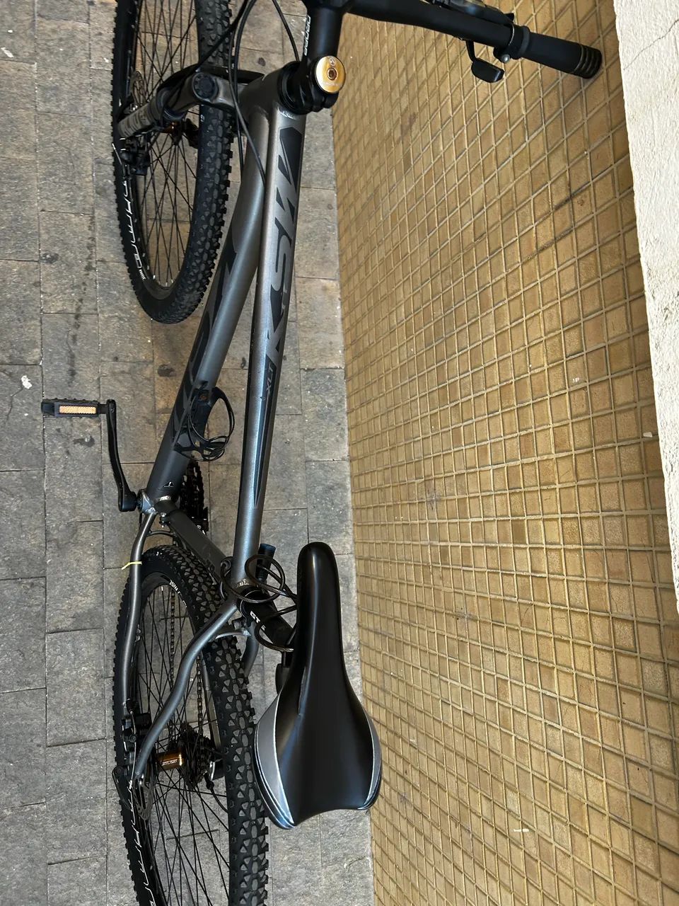 KSW XLT ARO 29 - Foto 2