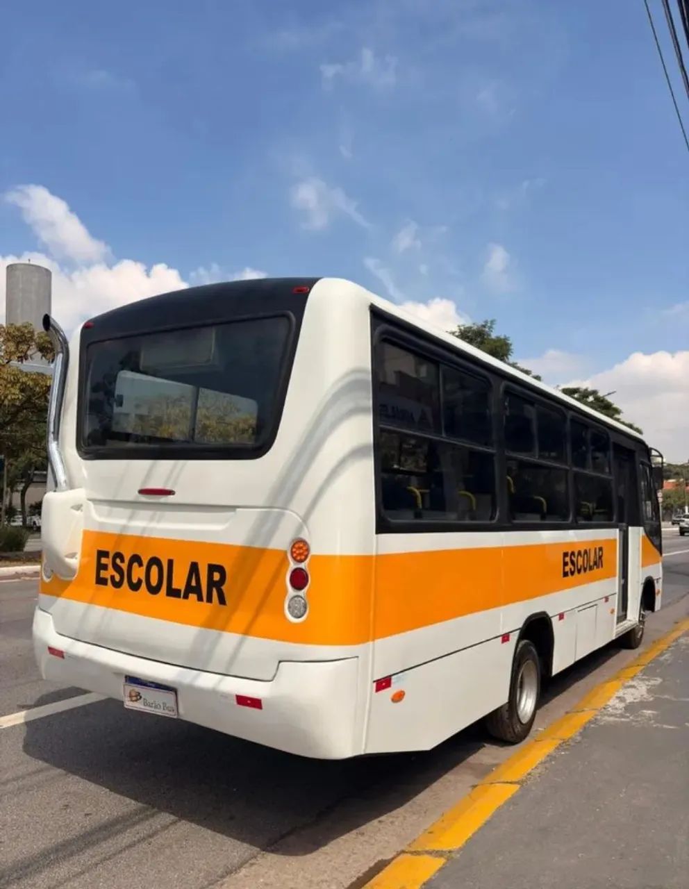 Microônibus novíssimo.  Motor MWM MAXXFORCE  - Foto 4