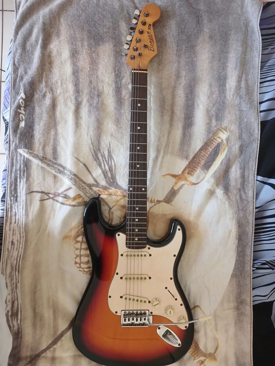 Guitarra Benson Str  - Foto 3