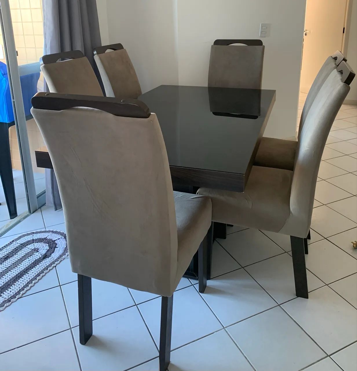 Mesa com 6 cadeiras  - Foto 3