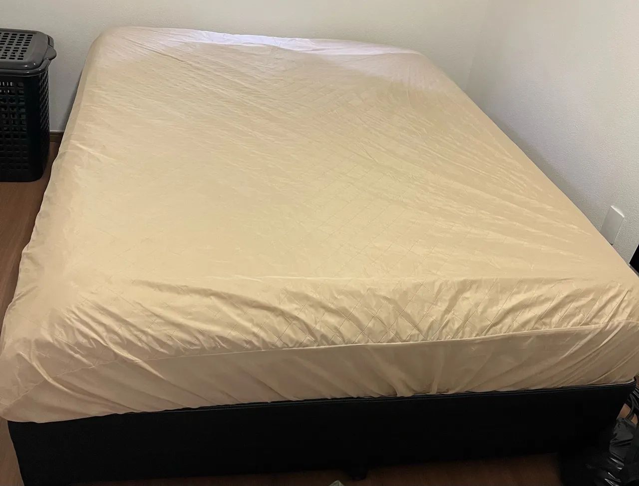 Cama box queen size