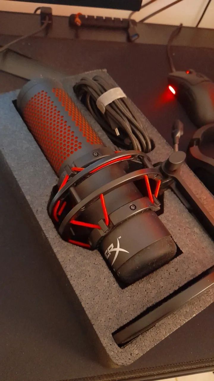 Microfone Gamer HyperX Quadcast USB