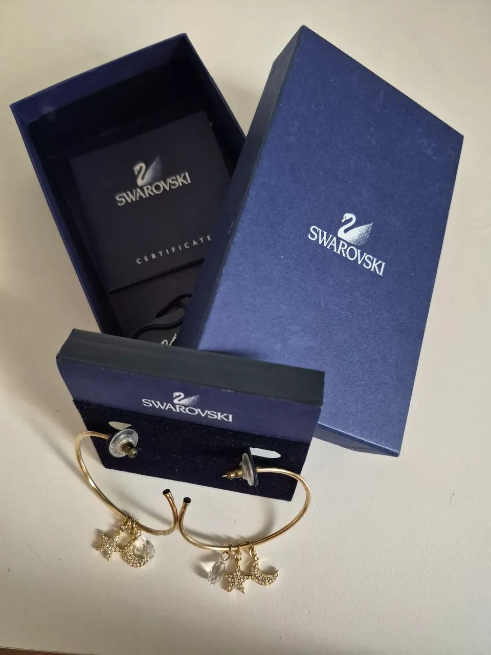 Brinco Swarovski Original - Argola com Estrela, Lua e Cristal | Com Certificado - Foto 2