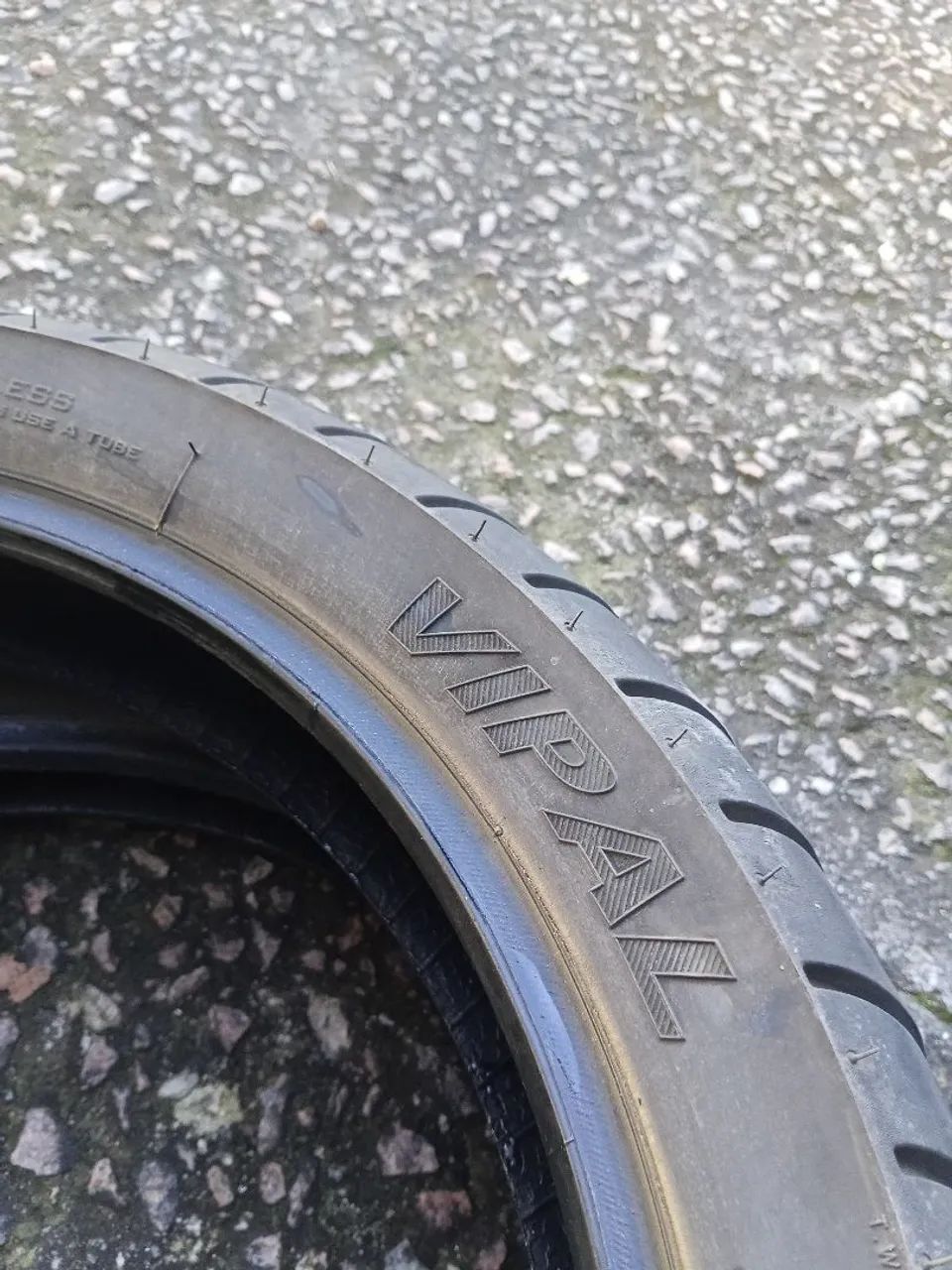 Pneu 130/70/17 e 100/80/17 - Foto 5