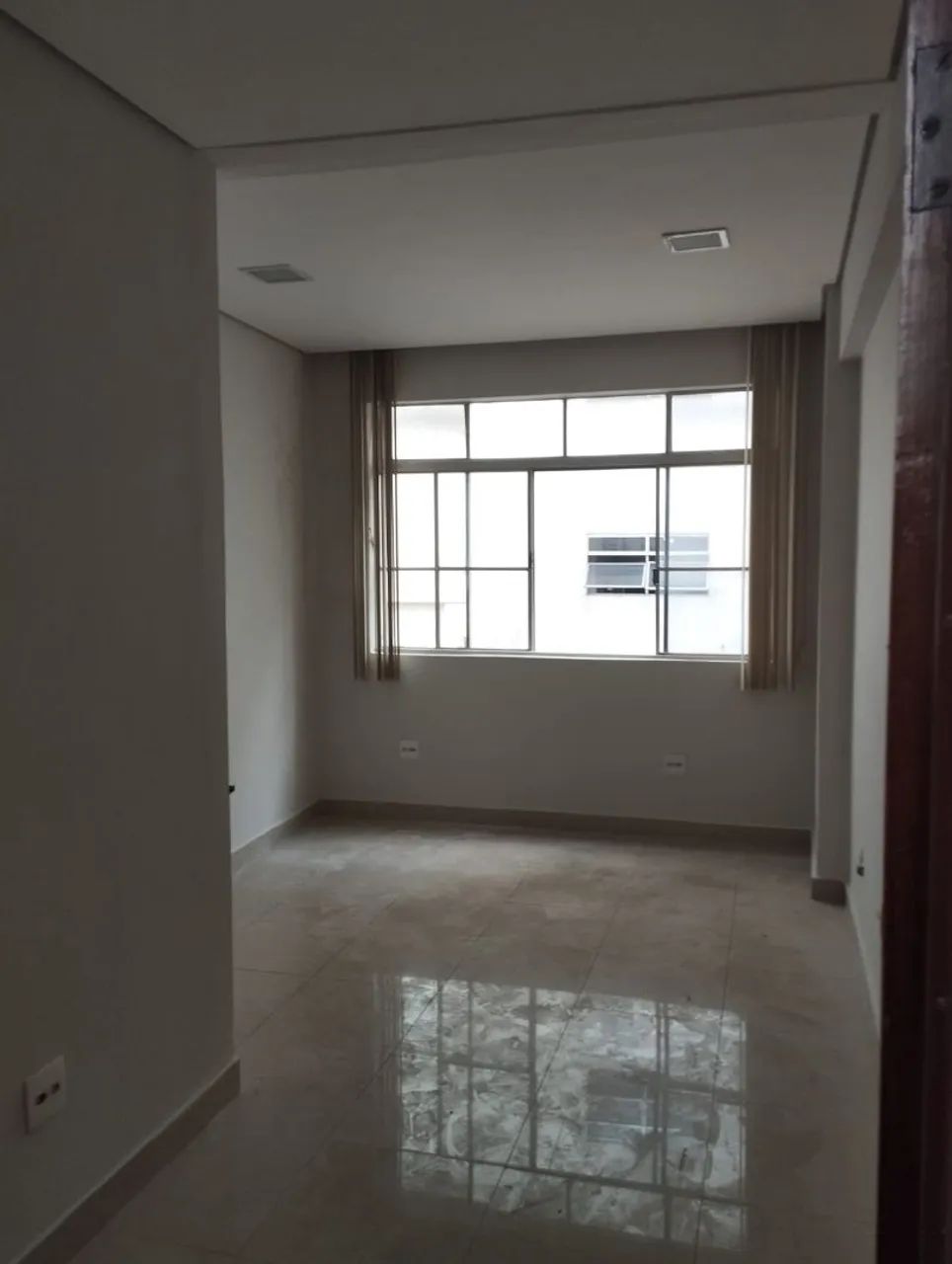 ALUGO SALA COMERCIAL COM BANHEIRO PRIVATIVO - Foto 3