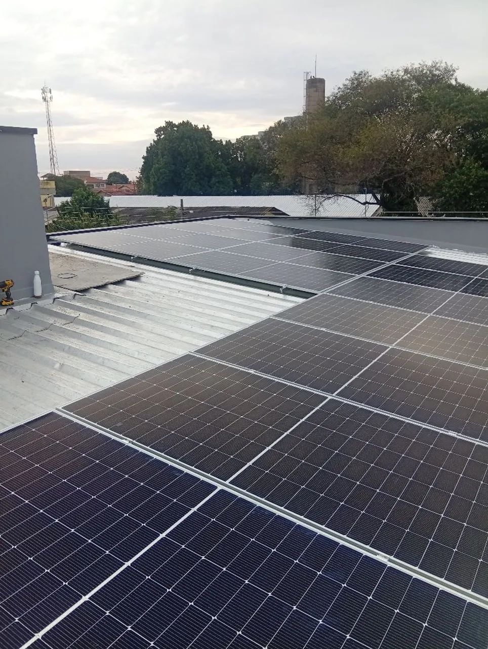 Instalação e limpeza de painéis solar  - Foto 2