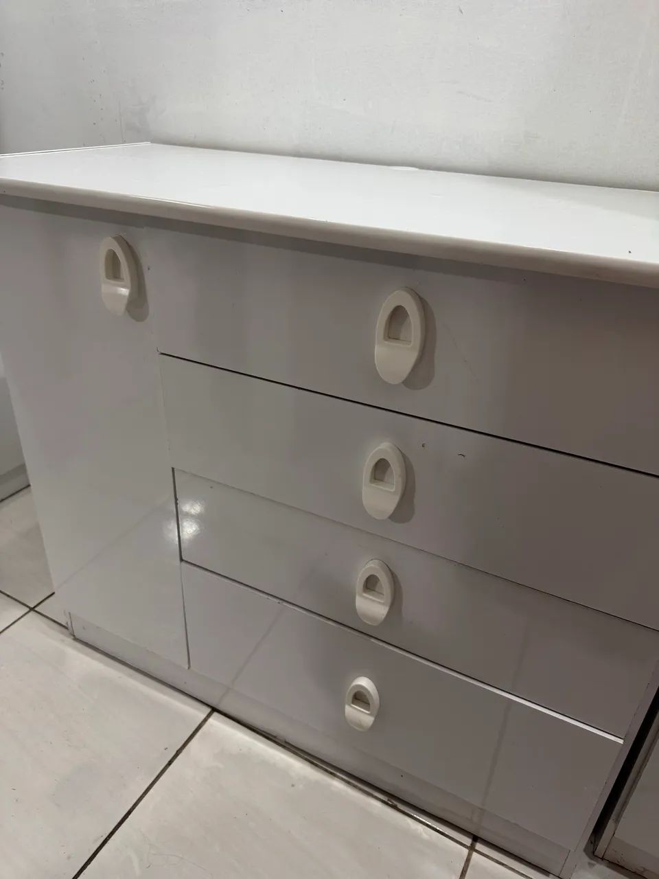 Vende-se guarda-roupa e cômoda infantil - Foto 3