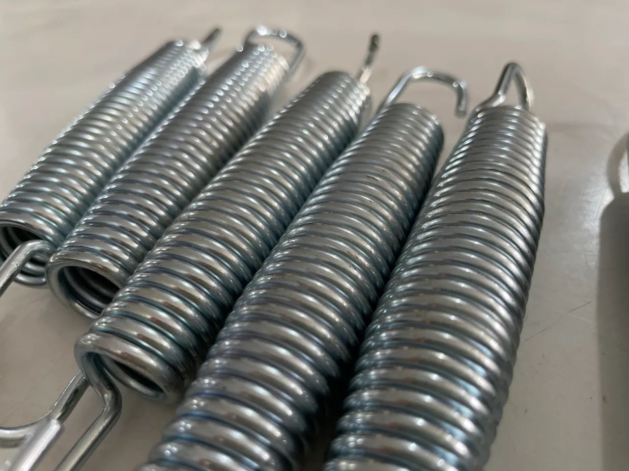 Molas de Aço Galvanizado 15cm  para Cama Elástica  - Foto 4