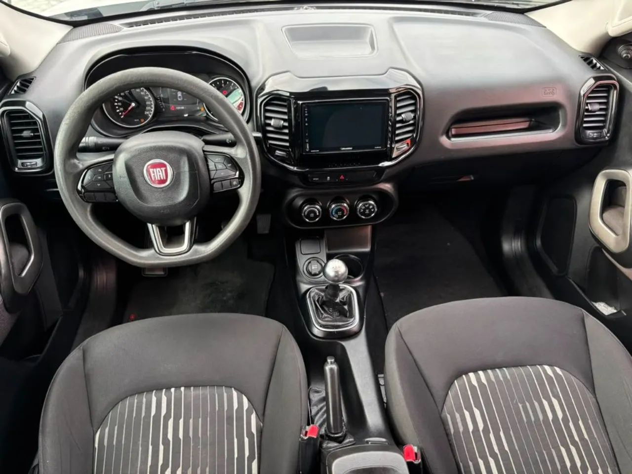 Fiat Toro Endurance 1.8 16V Flex Mec. 2021 - Foto 5