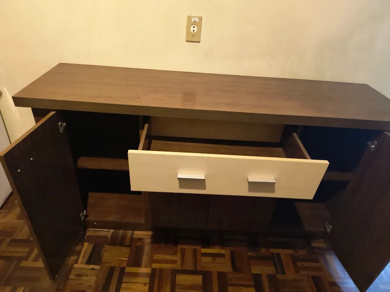 Comoda MDF 4 portas e 1 gaveta - Foto 3