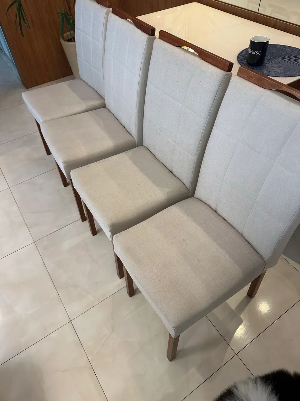 Conjunto De 4 Cadeiras Em Madeira Maciça E Estofada Sophia - Foto 2