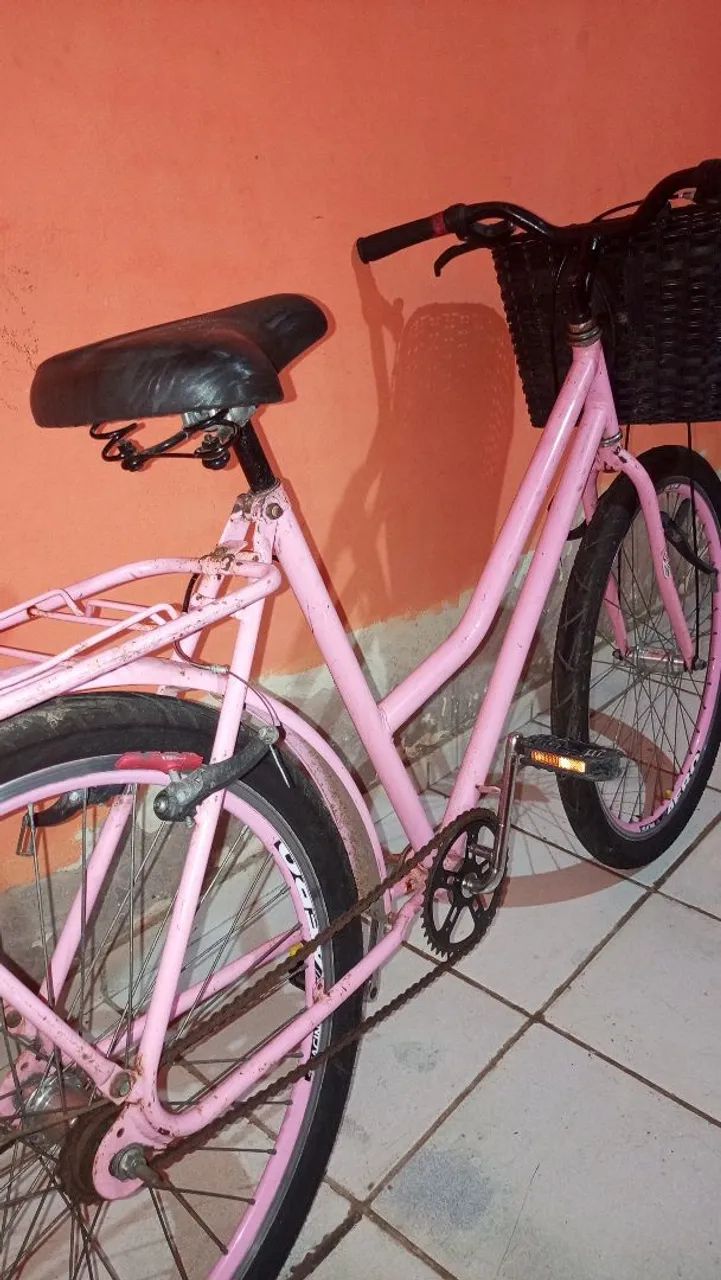 Bicicleta rosa aro 26 em ótimo estado  - Foto 3
