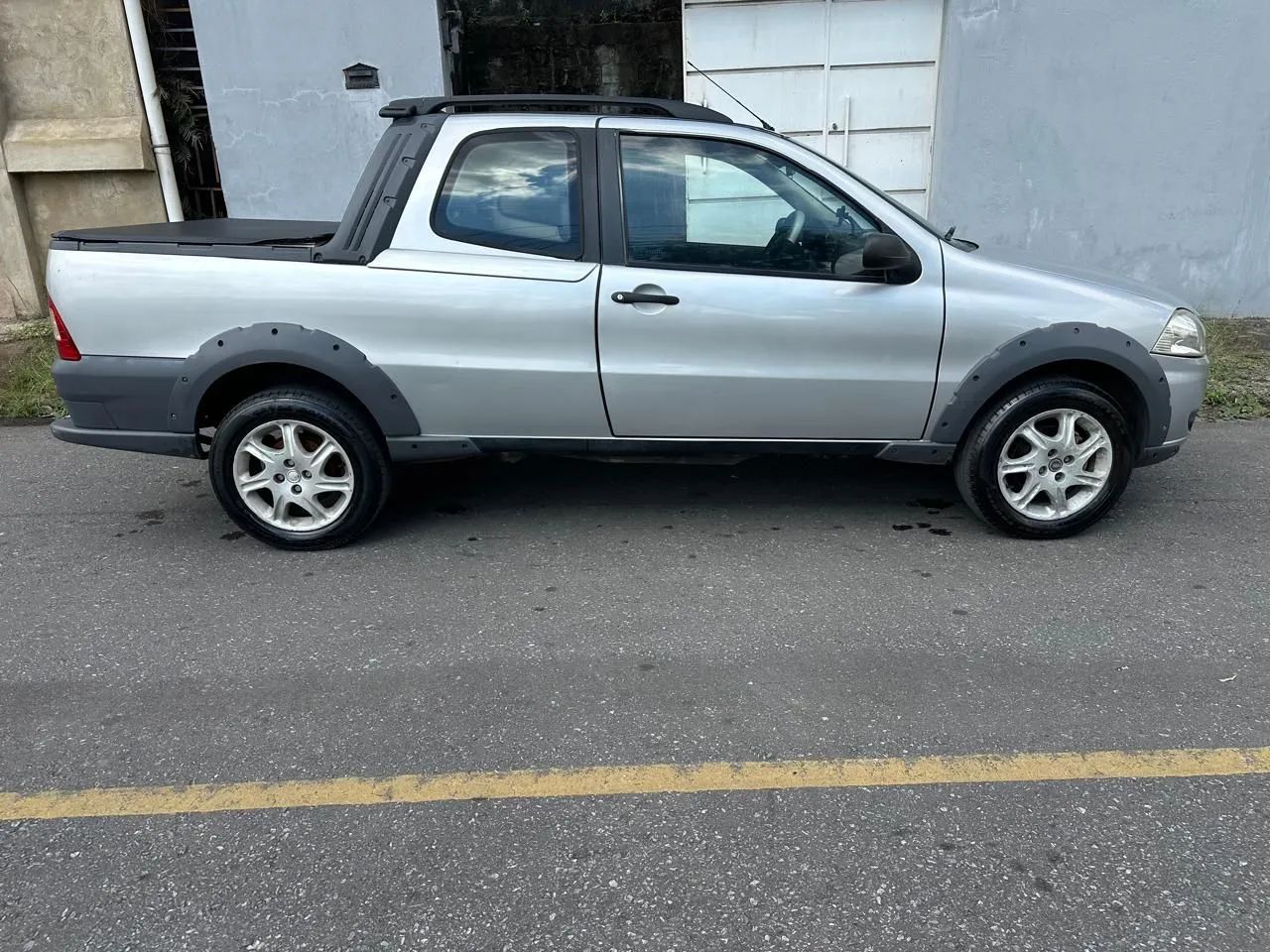 Fiat Strada Working 1.4 MPI Fire Flex 8V CD 2011 - Foto 2