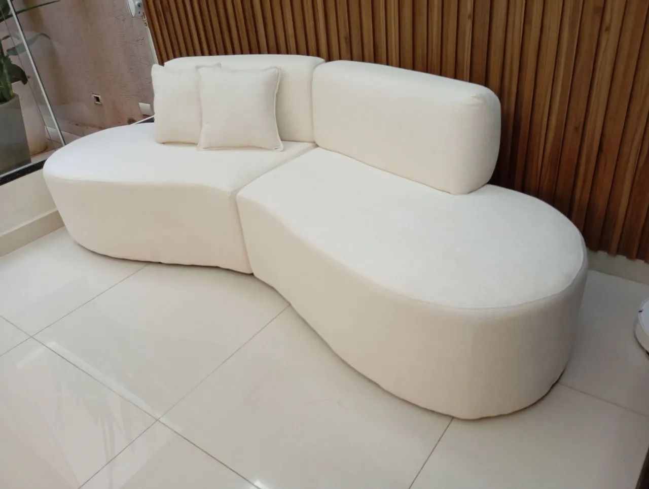 Sofá Living Curvo 250cm Recepção Novo Boucle  - Foto 4