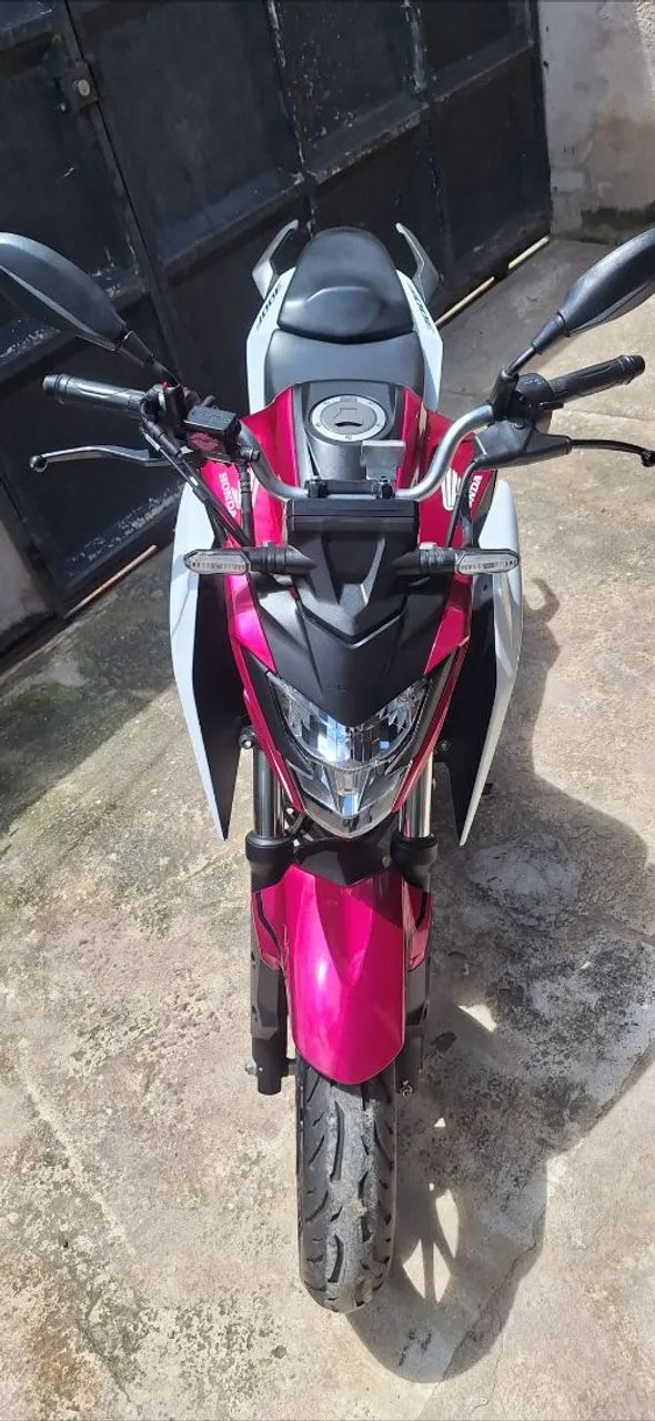 CB300F  - Foto 4