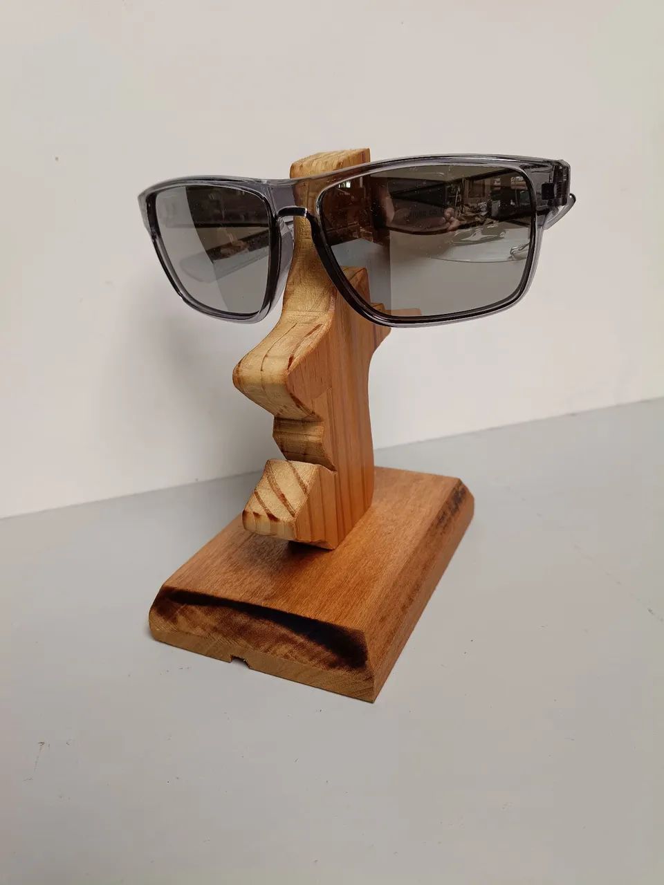 TOTEM suporte para óculos nesse baixa. - Foto 2
