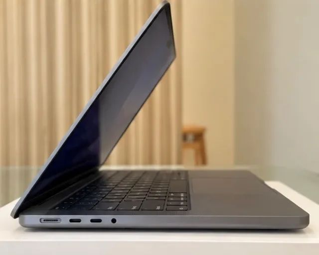 MacBook Pro 14? M3 Pro 18GB 512GB - Excelente Estado - Notebooks