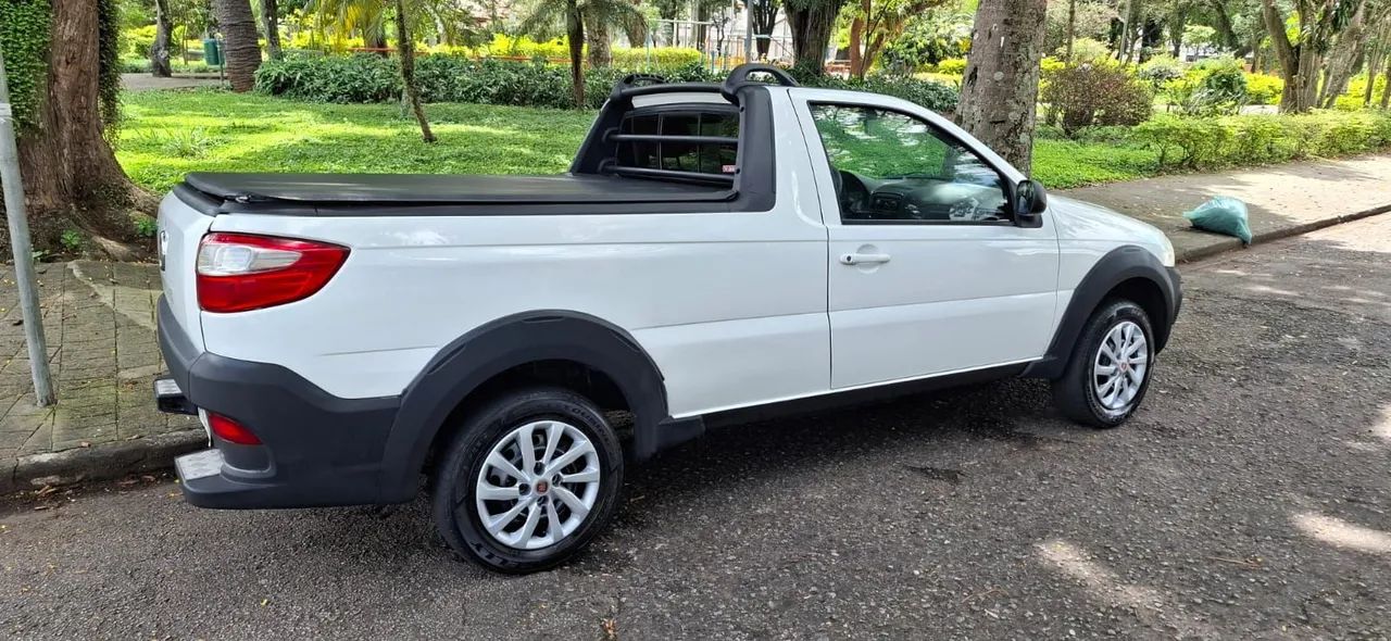 Fiat Strada Working Hard 1.4 Fire Flex 8V CS 2017 - Foto 2