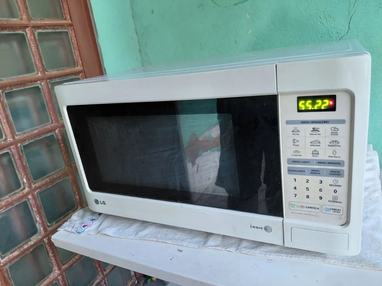 Micro-ondas LG 30 Litros - Foto 4