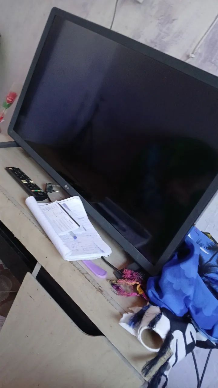 Estou vendendo televisão smart 32 polegadas  - Foto 2