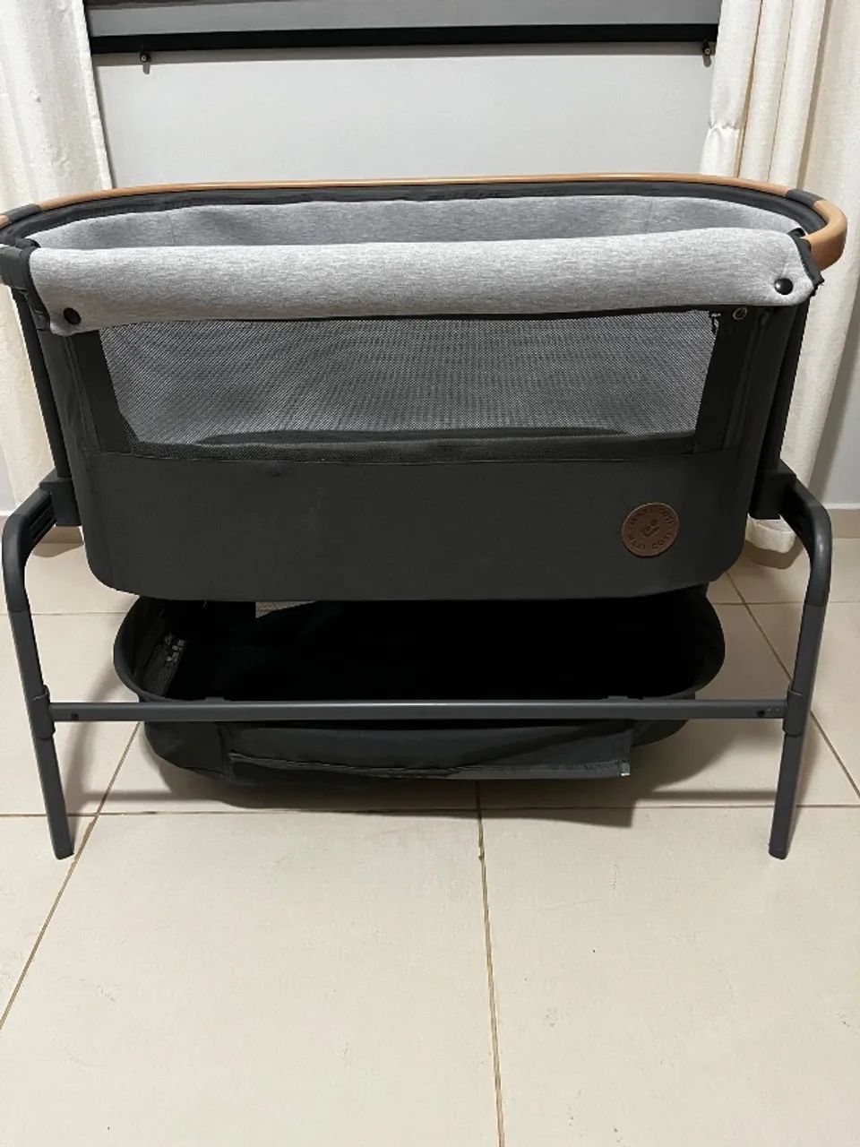 Berço Maxi Cosi Iora portátil 