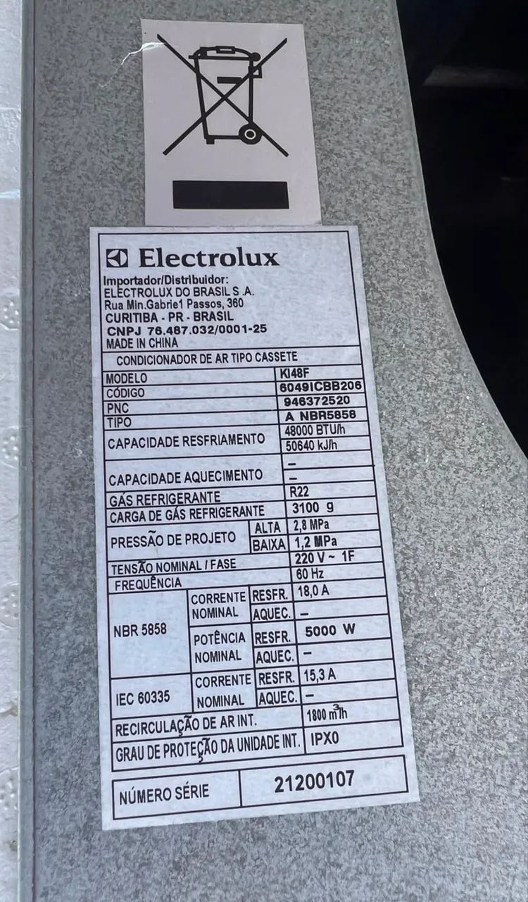 Vendo dois ar condicionado modelo cassete .  - Foto 2