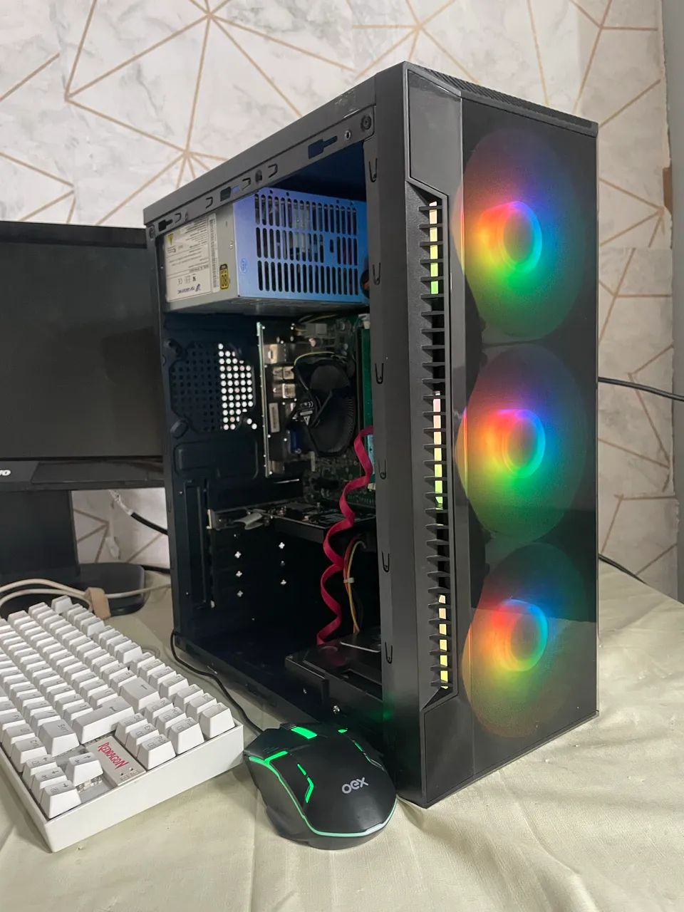 Pc completo, pra estudos e jogos leves, Roda Cs go e Valorant. " 1349,00" - Foto 2