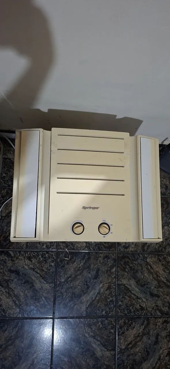 Ar condicionado springer com defeito
