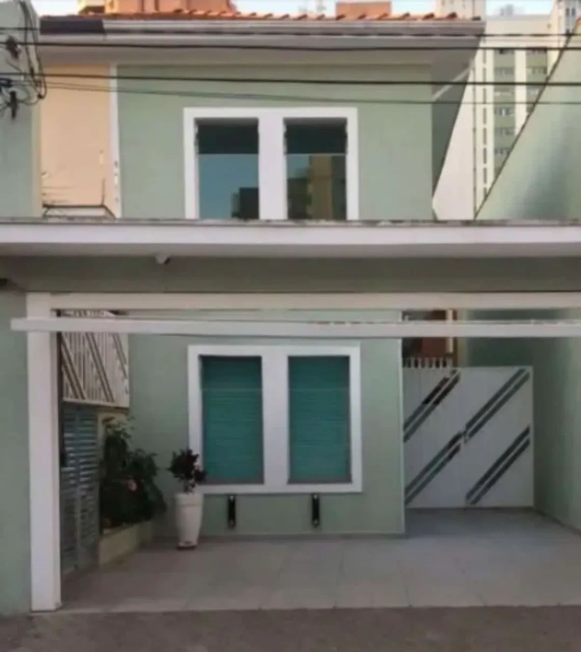Casa comercial na Rua Valois de Castro, 26  100 m²