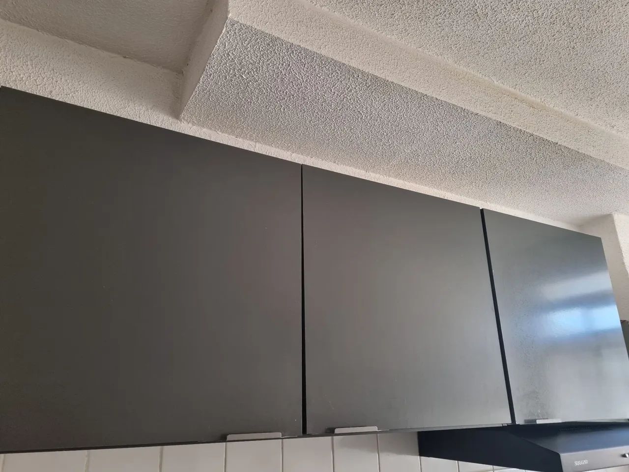 Armário cozinha ,cor chumbo 