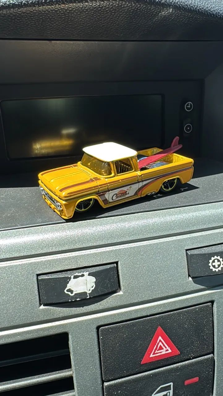 Hotwheels Chevy 62