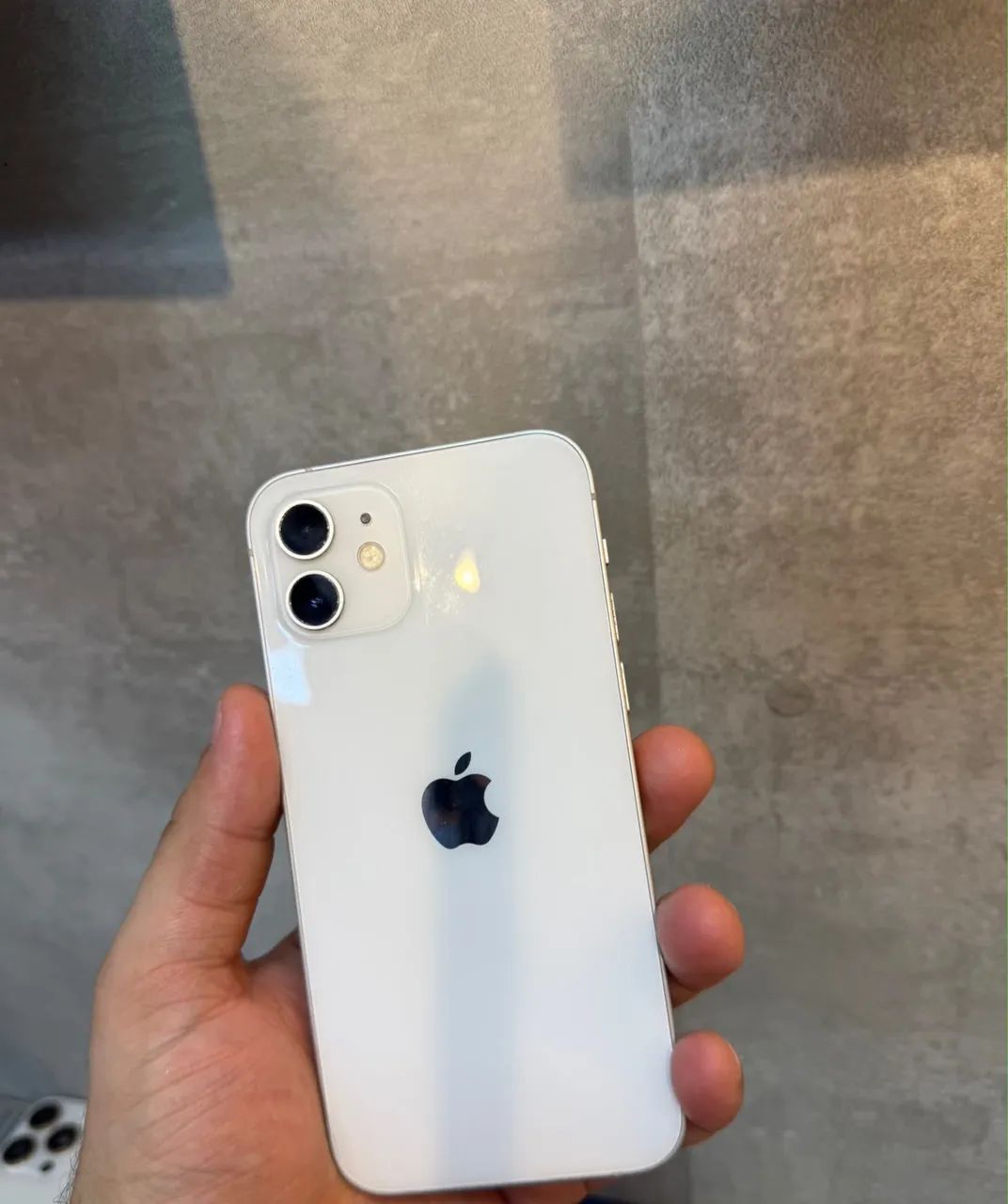 iPhone 12 64GB todo original 