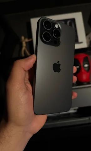 iPhone 15 Pro semi novo - Foto 3