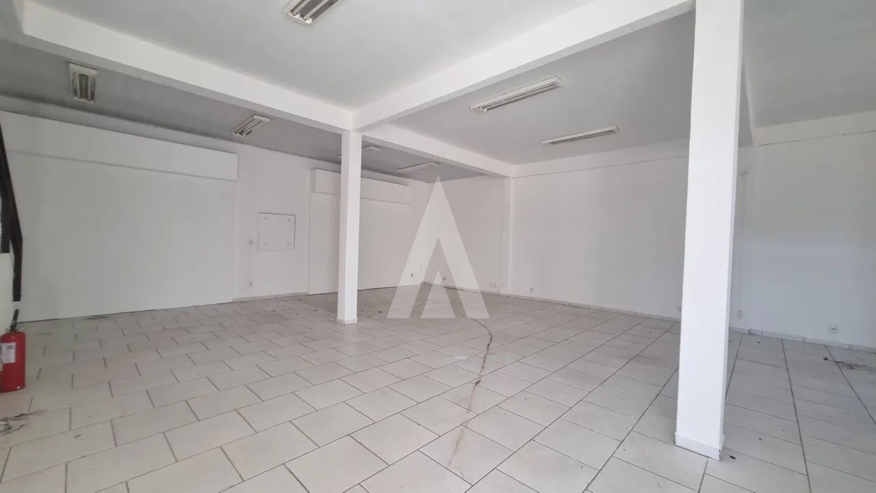 Loja comercial na região central com 217m² e 5 vagas rotativas - Foto 3