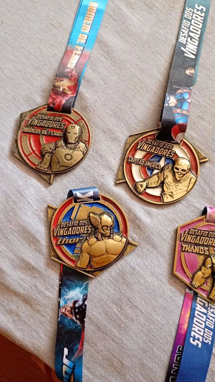 Kit Medalhas Vingadores - Foto 4