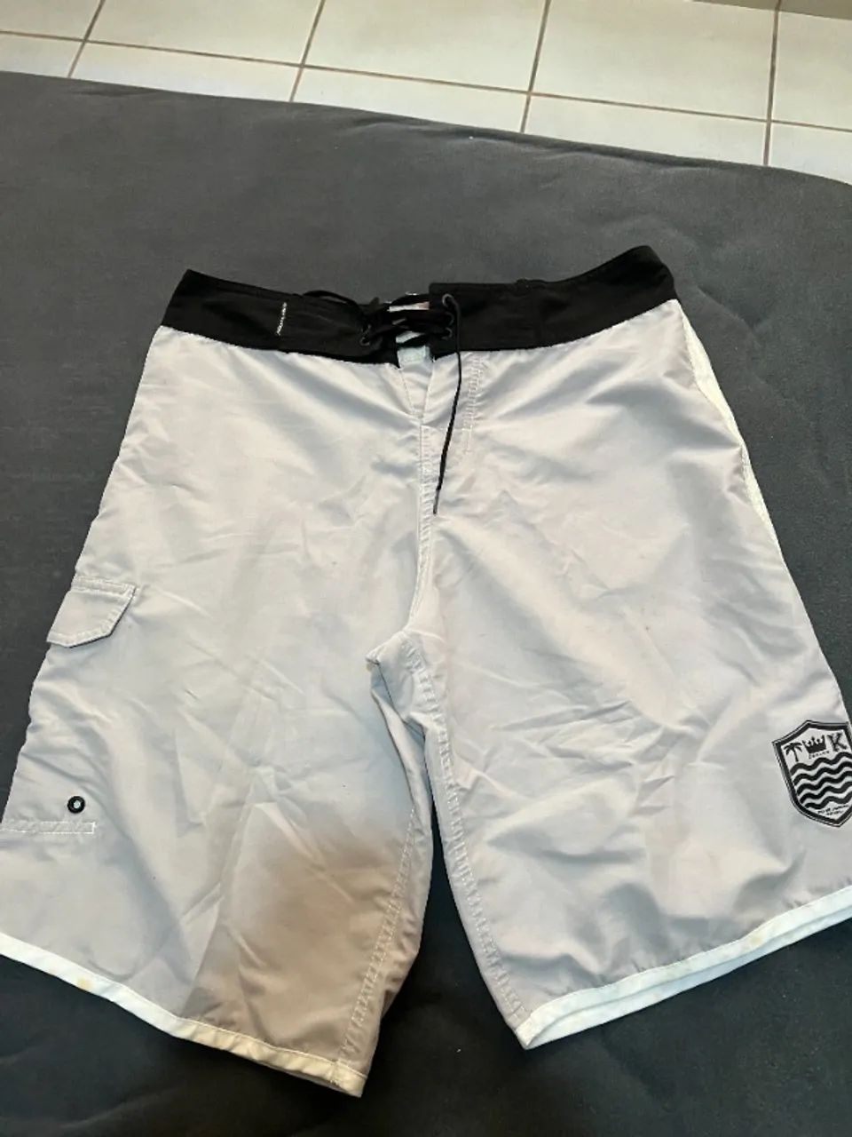 bermuda osklen branca clássica