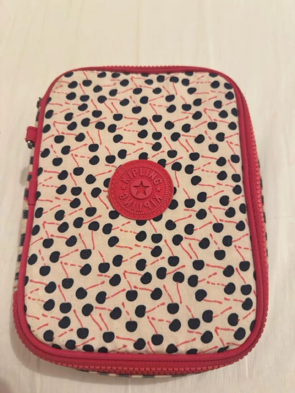Estojo kipling 