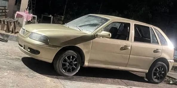 GOL G3 1.0 MI 16V Gasolina Mec. 4P 2000 FAÇO 10X SEM JUROS NO CARTAO - Foto 3