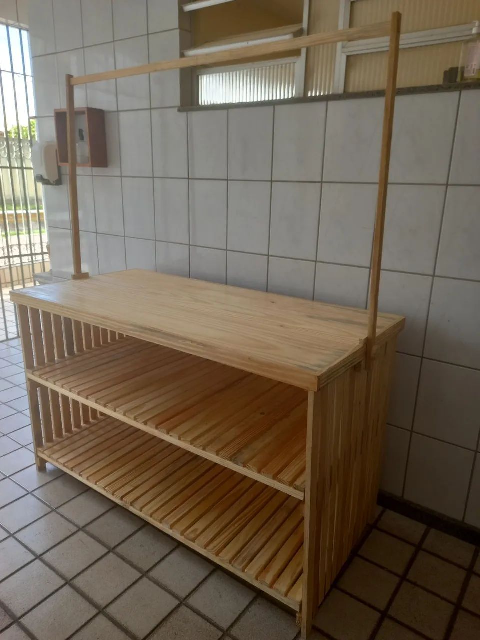 Carpa multiusos en pino65171895613186124