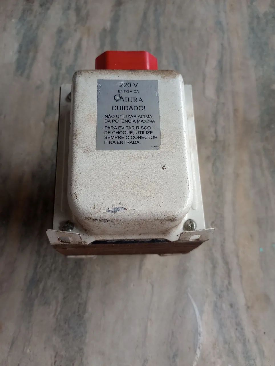 Transformador bivolt 